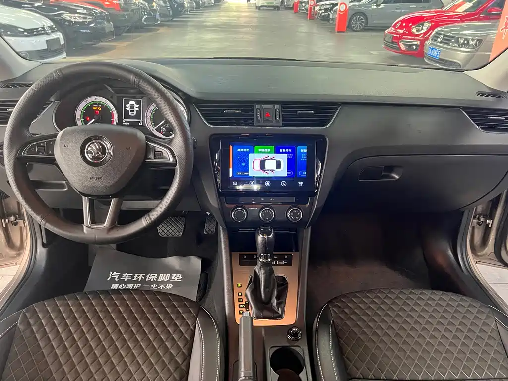 Skoda Octavia 2019 — фото 14