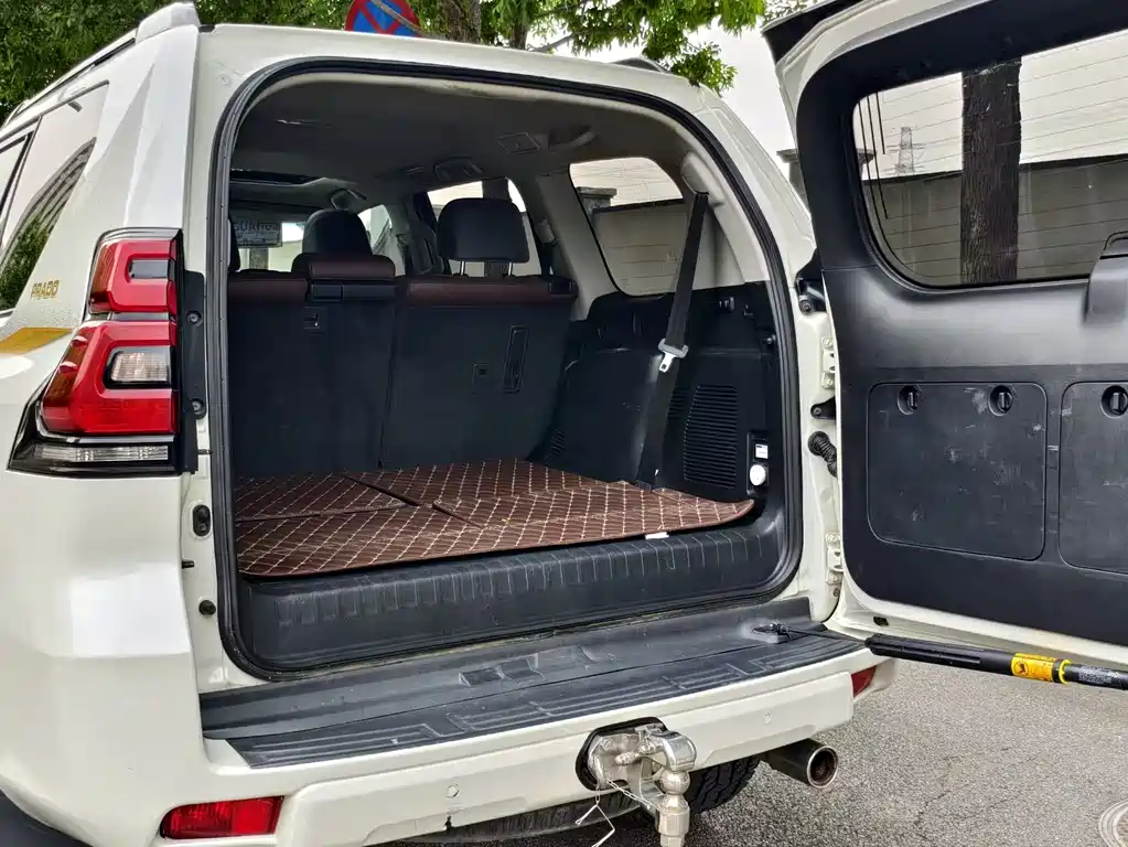 Toyota Prado 2018 — фото 16