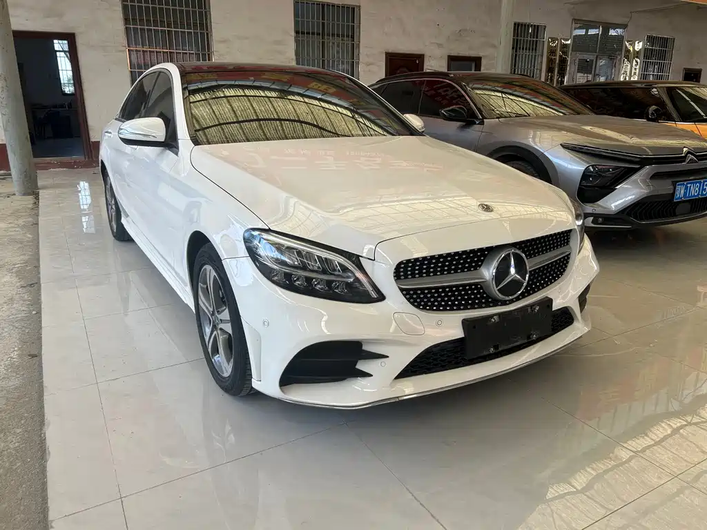 Mercedes-Benz C-Class 2020 — фото 3