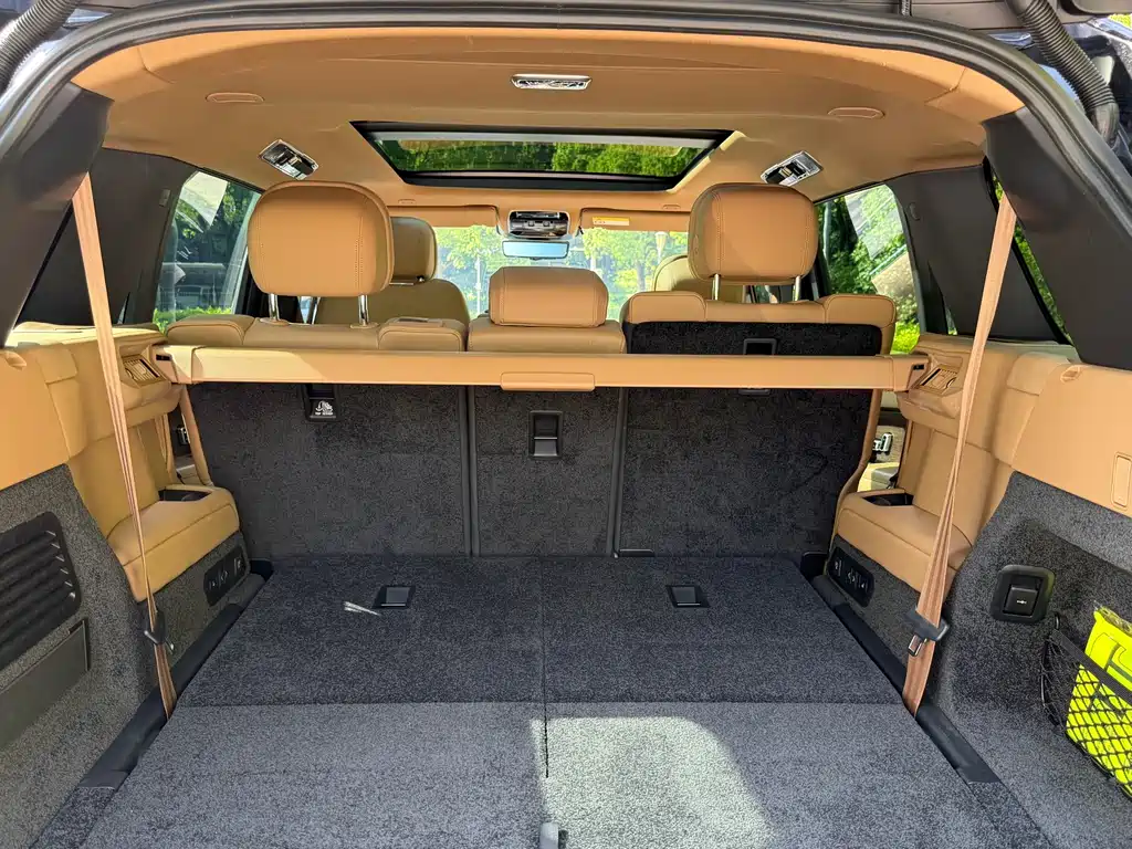 Land Rover Range Rover 2023 — фото 19