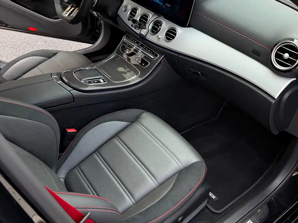 Mercedes-Benz E-Class AMG 2023 — фото 8
