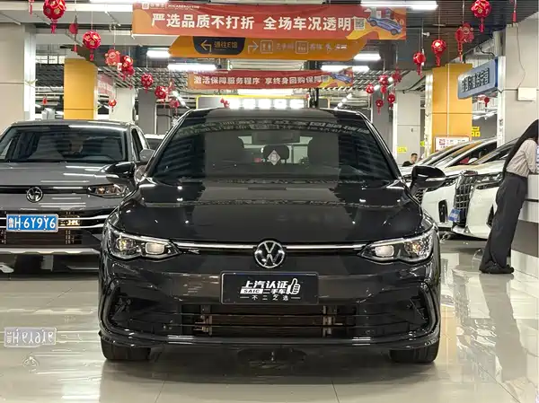 Volkswagen Golf 2023