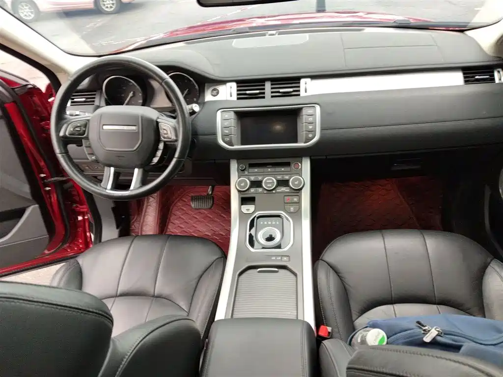Land Rover Evoque 2017 — фото 10