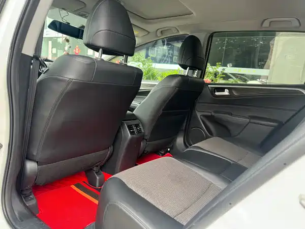 Honda Jade 2017