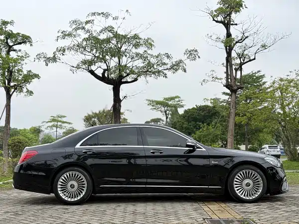 Mercedes-Benz S-Class 2014