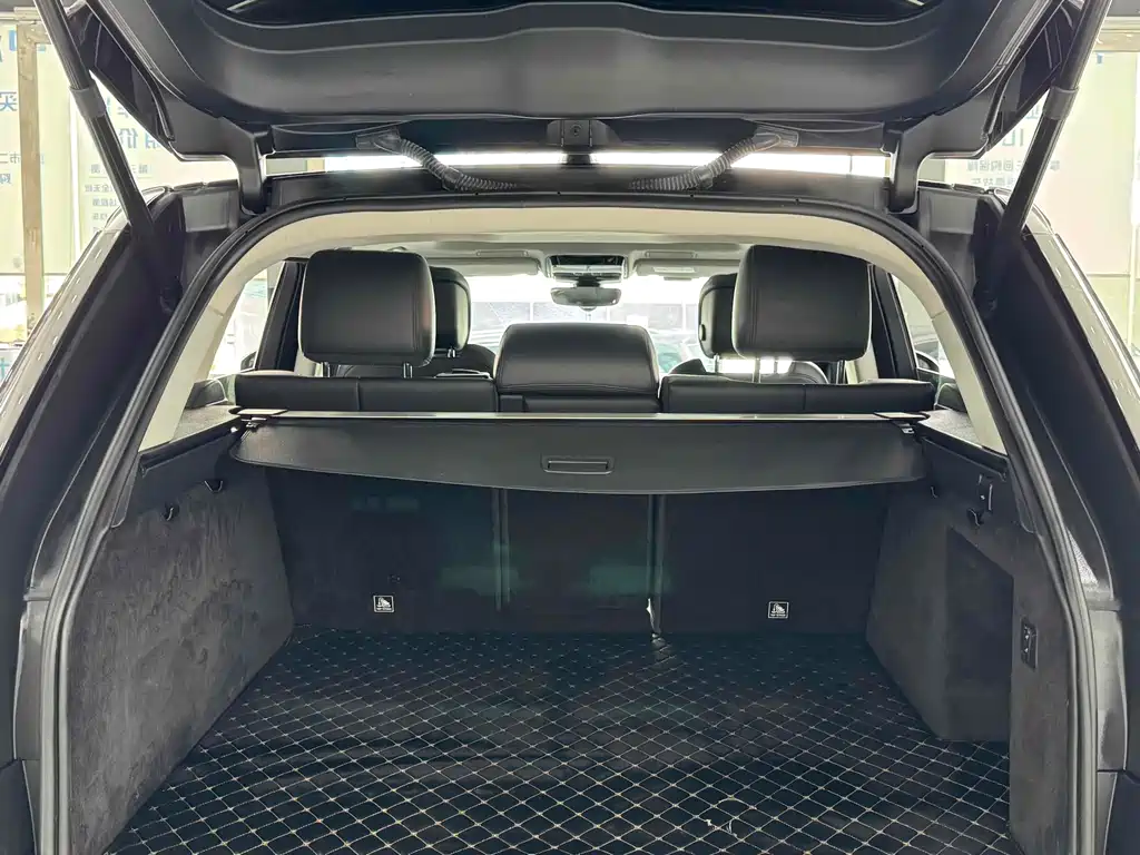 Land Rover Sport 2020 — фото 14