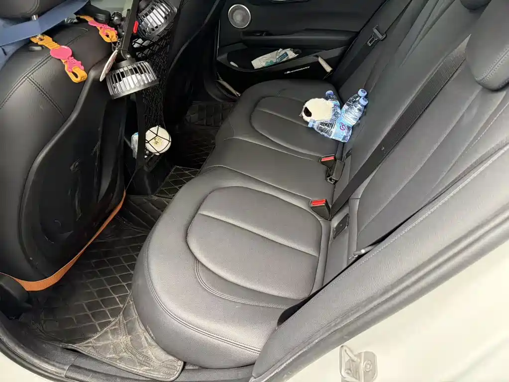 BMW 1 Series 2021