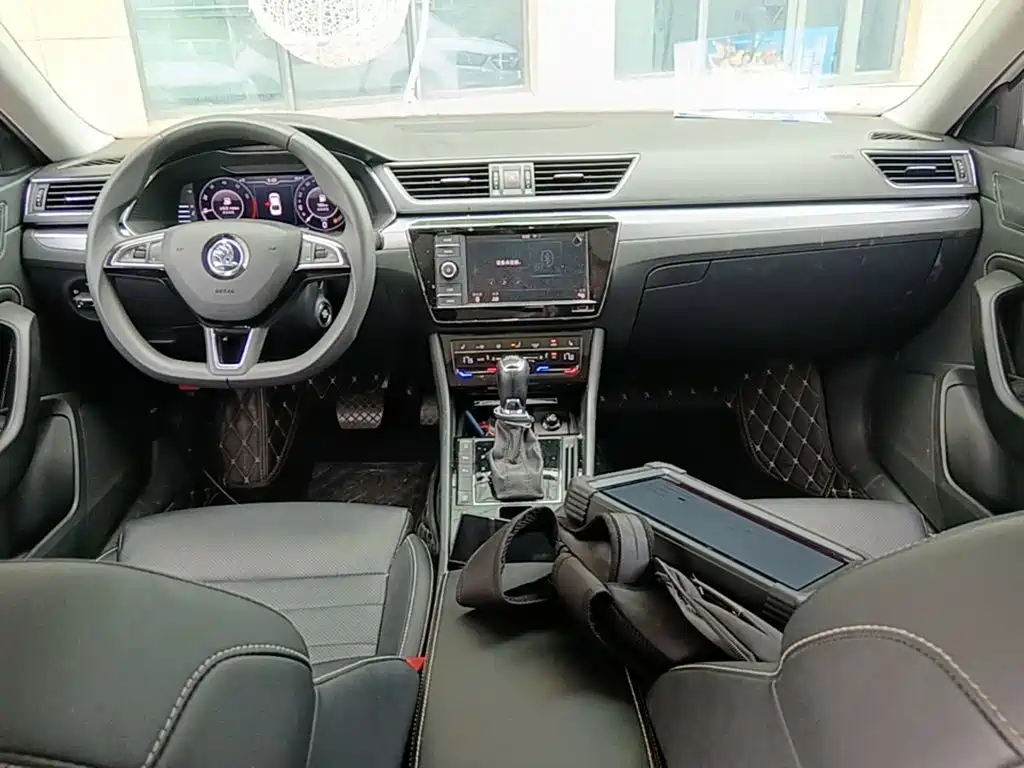 Skoda Speedy 2020 — фото 10