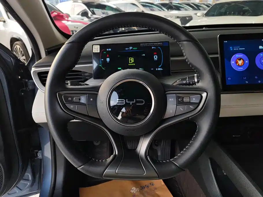 BYD Seal 05 DM-i 2025 — фото 15