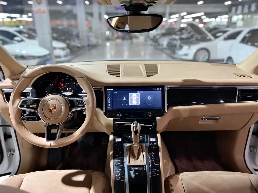 Porsche Macan 2015 — фото 9