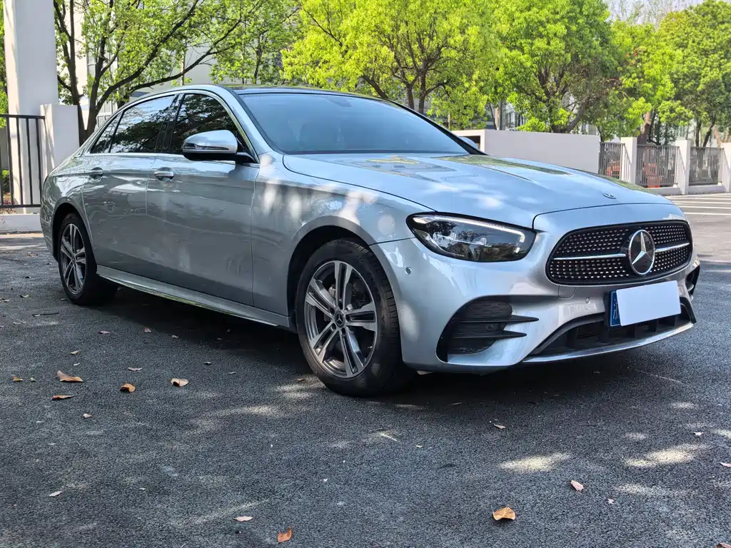 Mercedes-Benz E-Class 2022 — фото 2