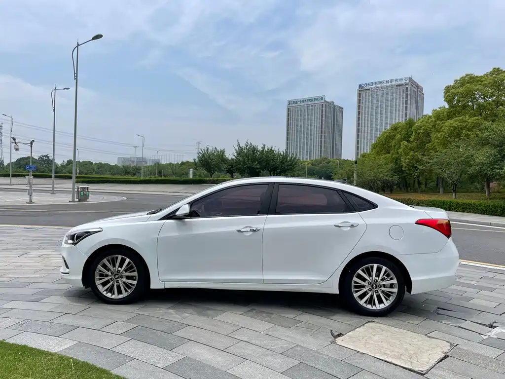Hyundai Mistra 2017 — фото 5
