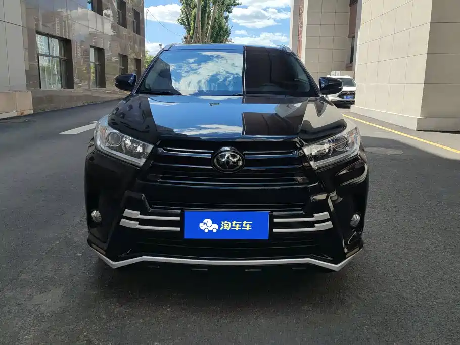 Toyota Highlander 2019 — фото 2