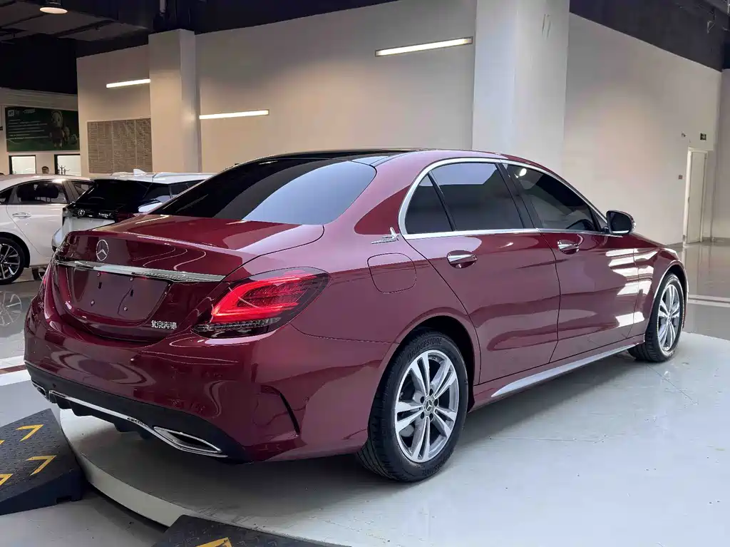 Mercedes-Benz C-Class 2021 — фото 4