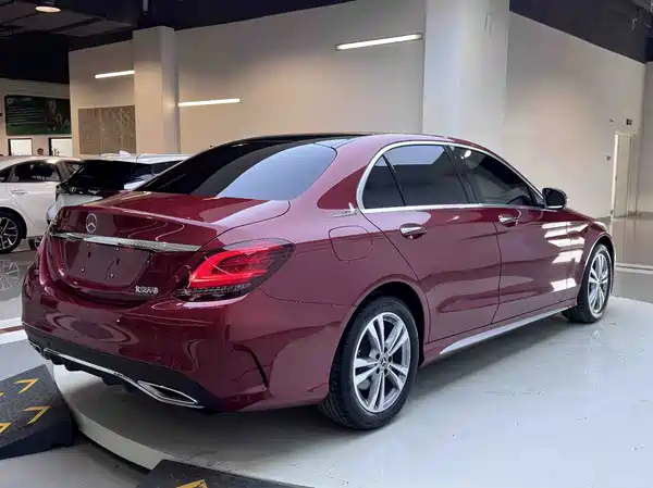Mercedes-Benz C-Class 2021