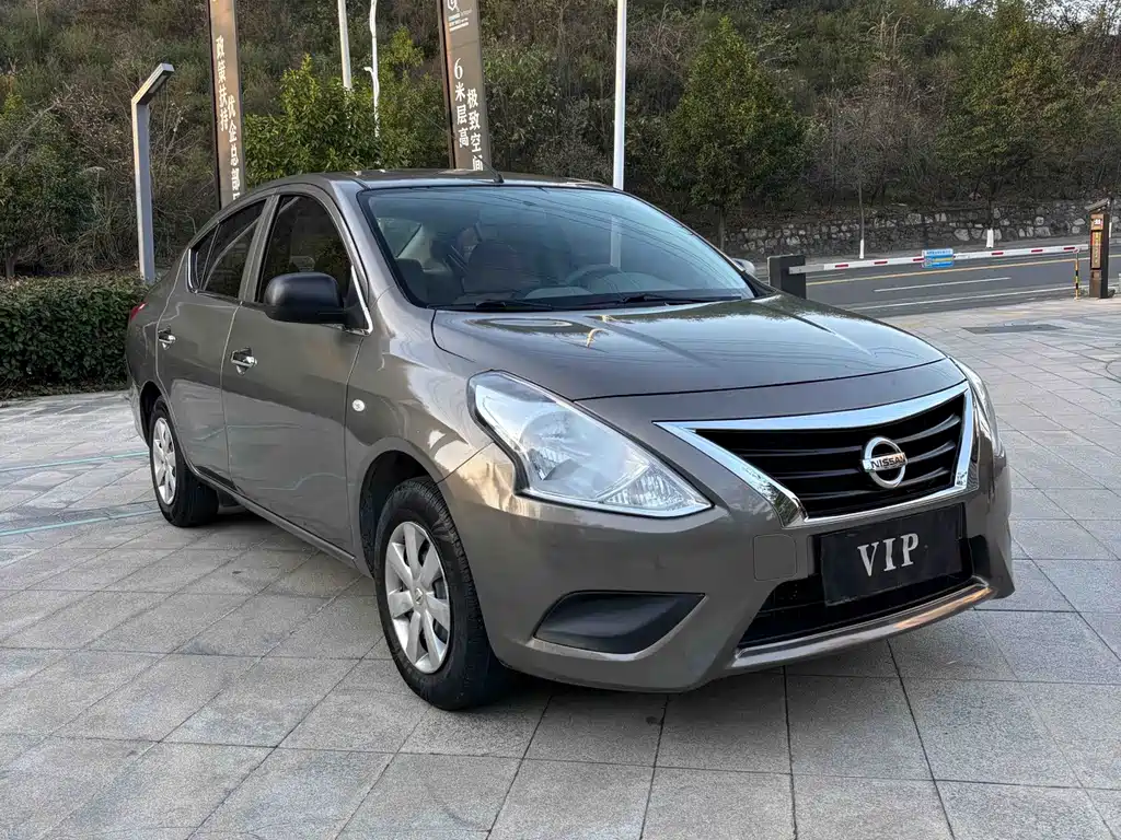 Nissan Sunny 2017