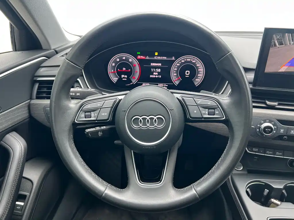 Audi A4L 2022 — фото 6