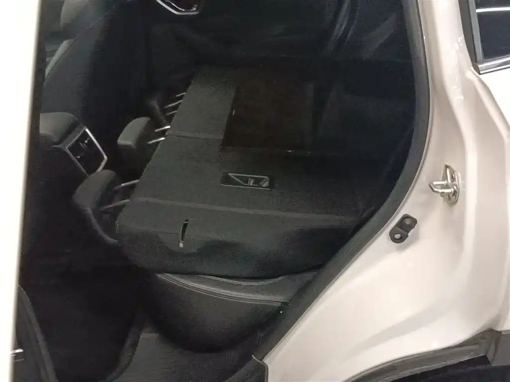 Subaru Forester 2019 — фото 13
