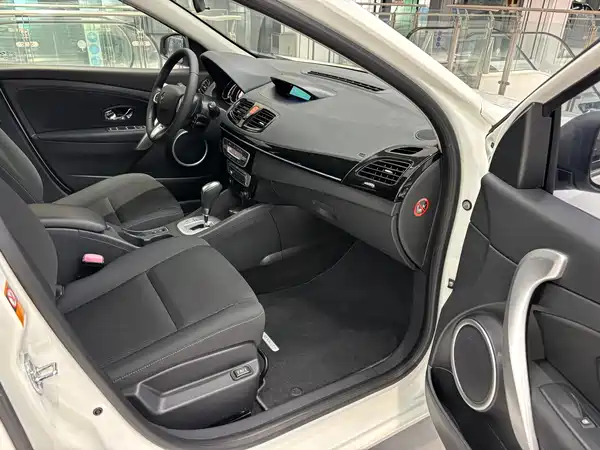 Renault Fluence 2016