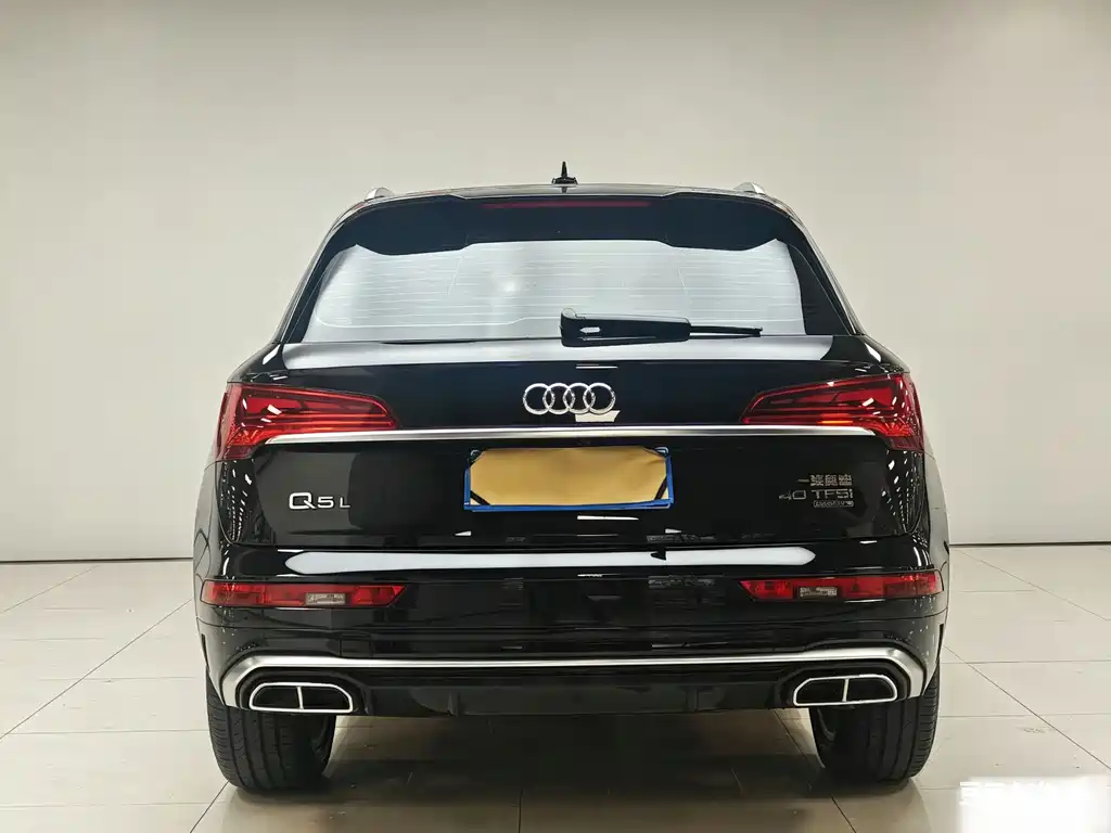 Audi Q5L 2022 — фото 20