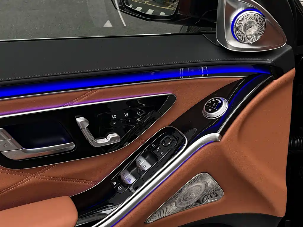 Mercedes-Benz S-Class 2025 — фото 18