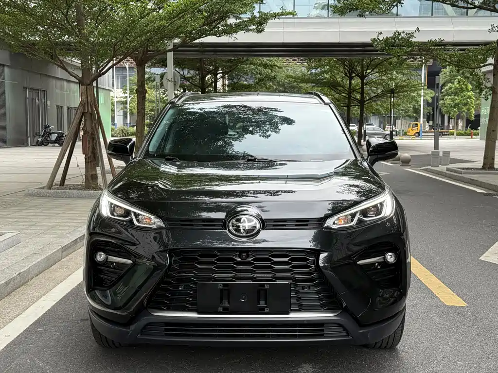 Toyota Wildlander 2023 — фото 2