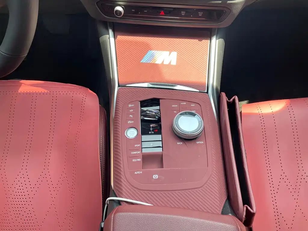 BMW 4 Series 2025 — фото 10