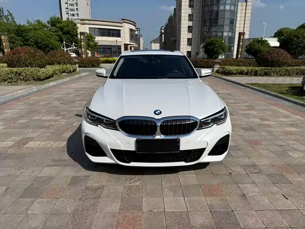 BMW 3 Series 2021
