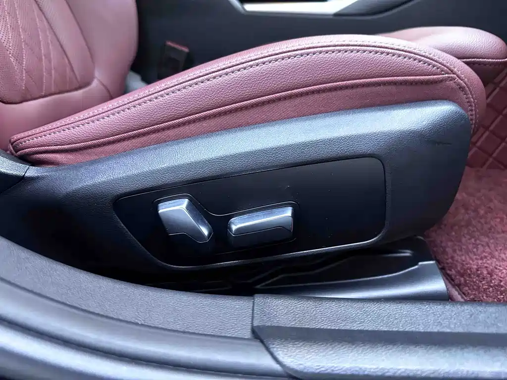 BMW 3 Series 2023 — фото 13