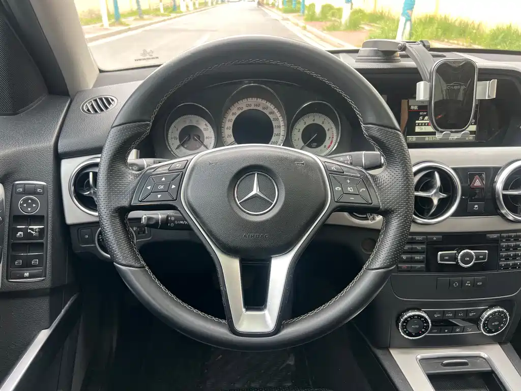 Mercedes-Benz GLK-Class 2015 — фото 10