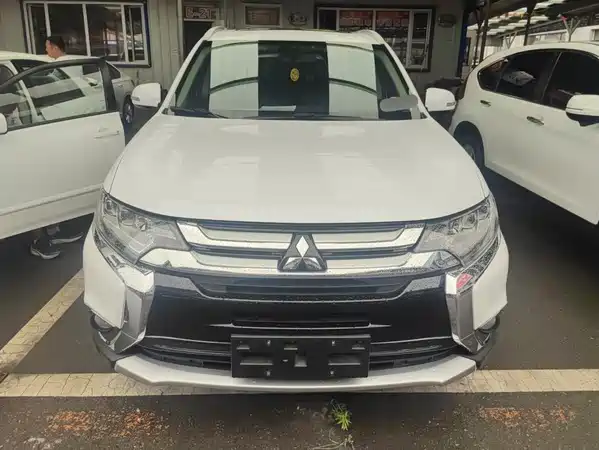 Mitsubishi Outlander 2019