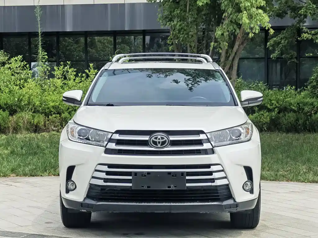 Toyota Highlander 2019 — фото 2