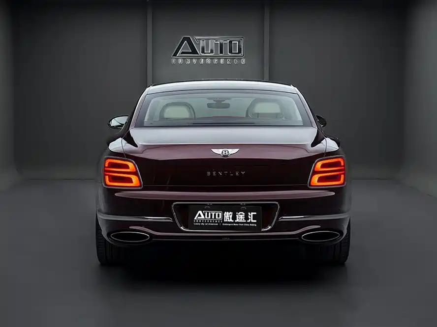 Bentley Flying Spur 2020 — фото 4