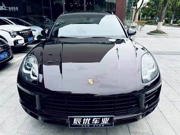 Porsche Macan 2016