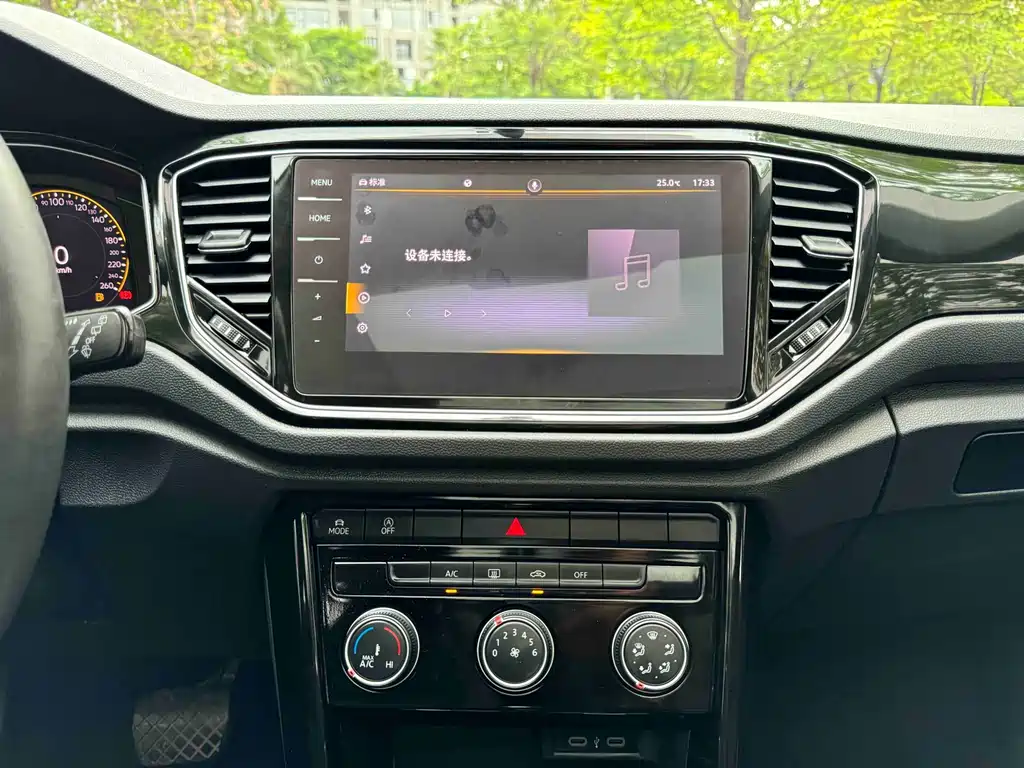 Volkswagen T-Roc 2022 — фото 14