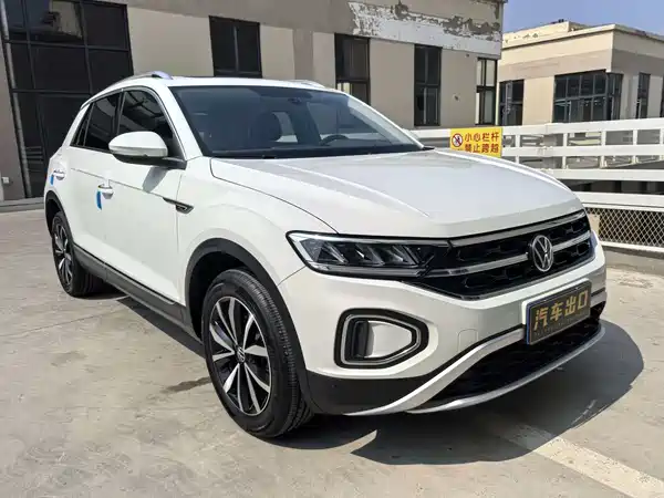 Volkswagen T-Roc 2023