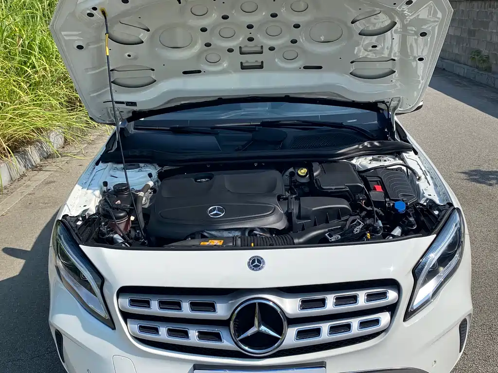 Mercedes-Benz GLA 2018 — фото 13