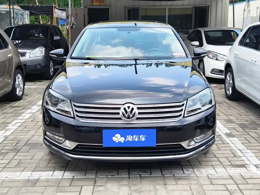 Volkswagen Magotan 2013