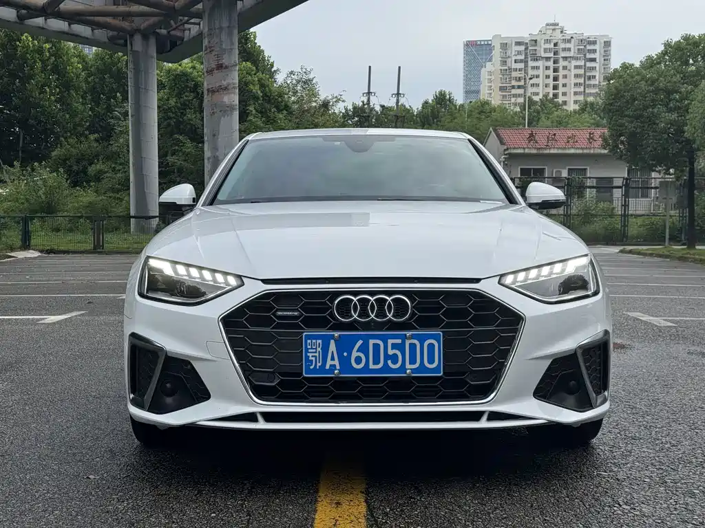 Audi A4L 2021
