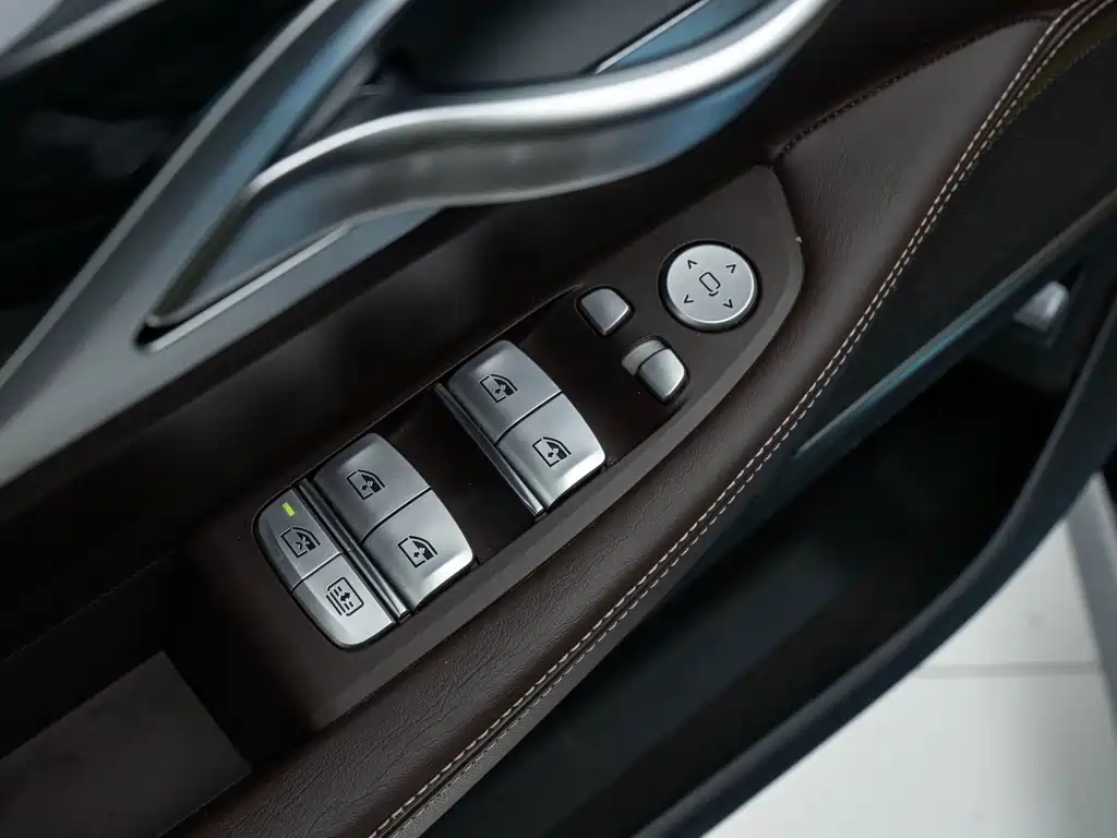 BMW 7 Series 2020 — фото 10