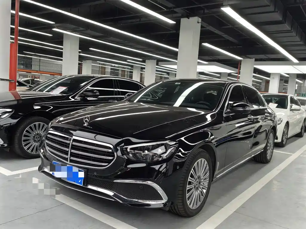 Mercedes-Benz E-Class 2023