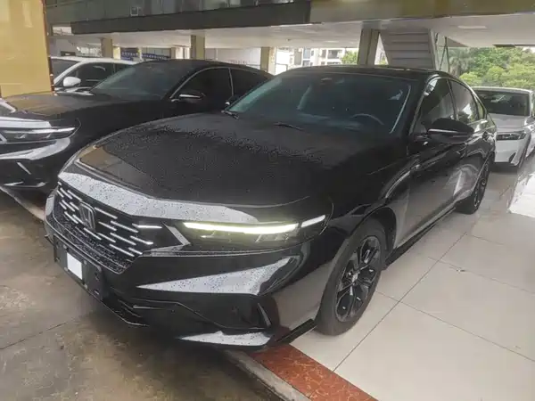 Honda Accord 2025