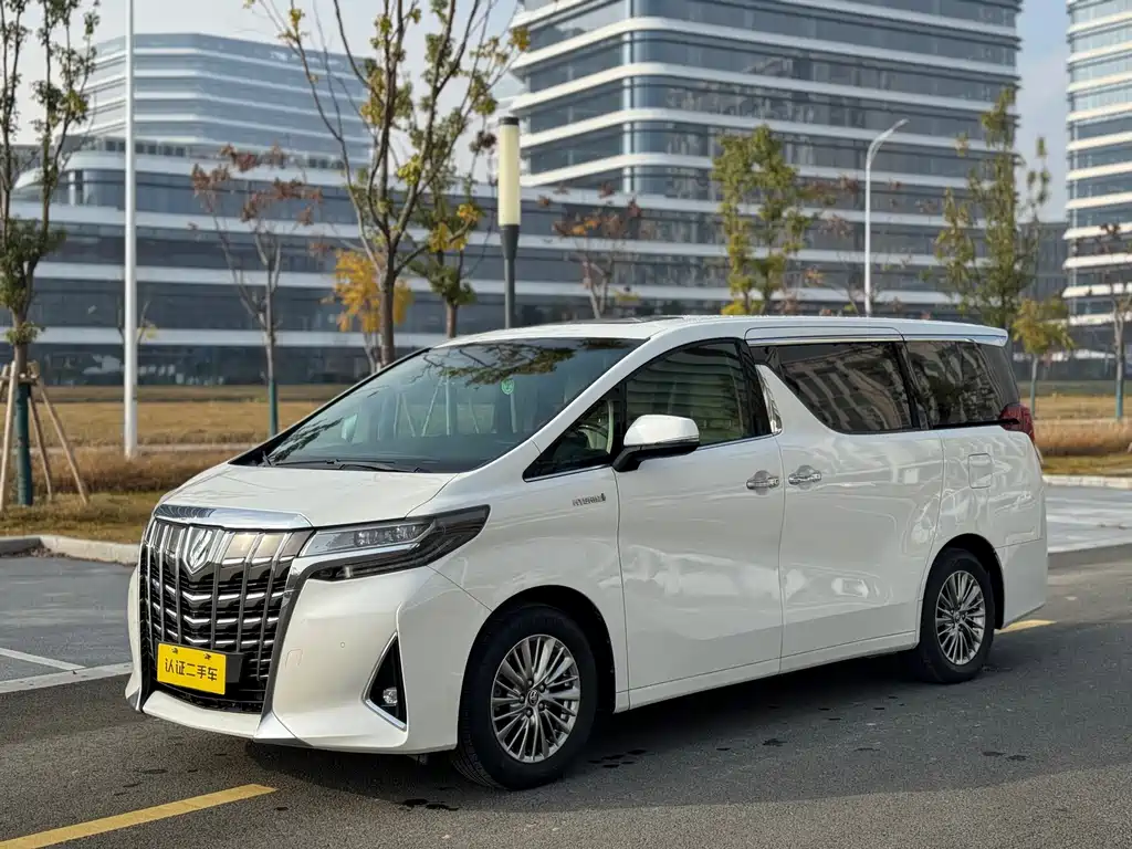 Toyota Alphard 2019 — фото 2