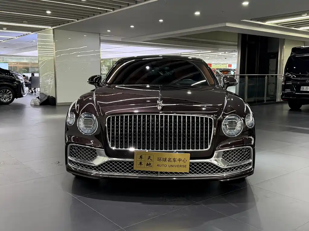 Bentley Flying Spur 2021 — фото 2
