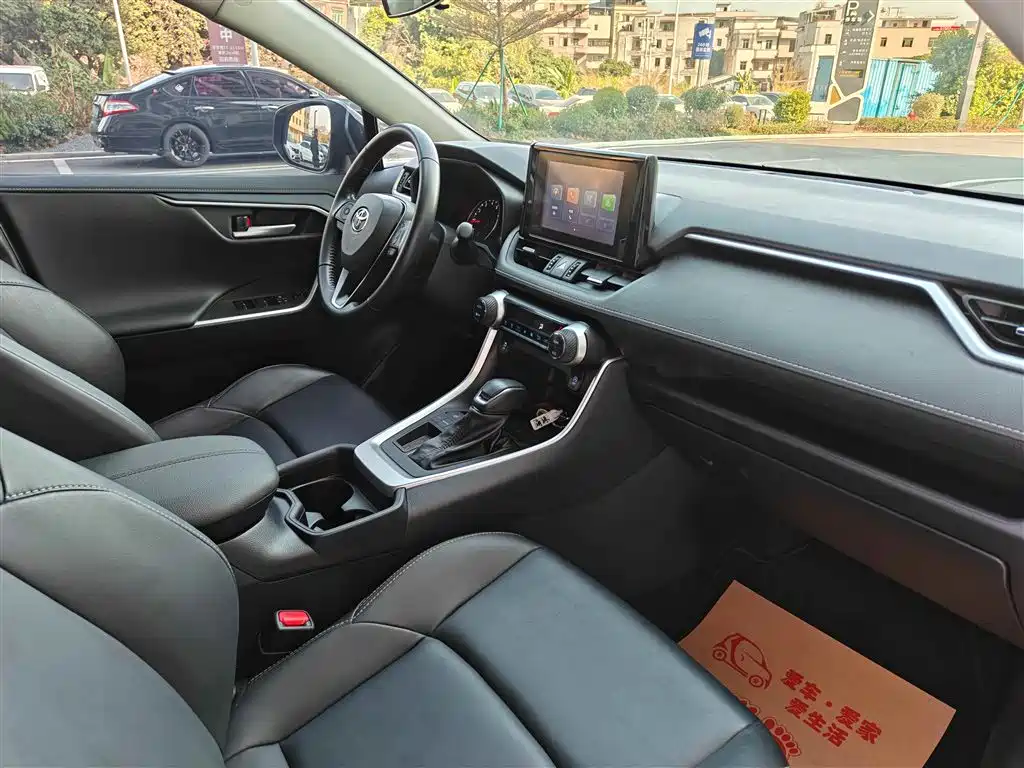 Toyota Wildlander 2023 — фото 16