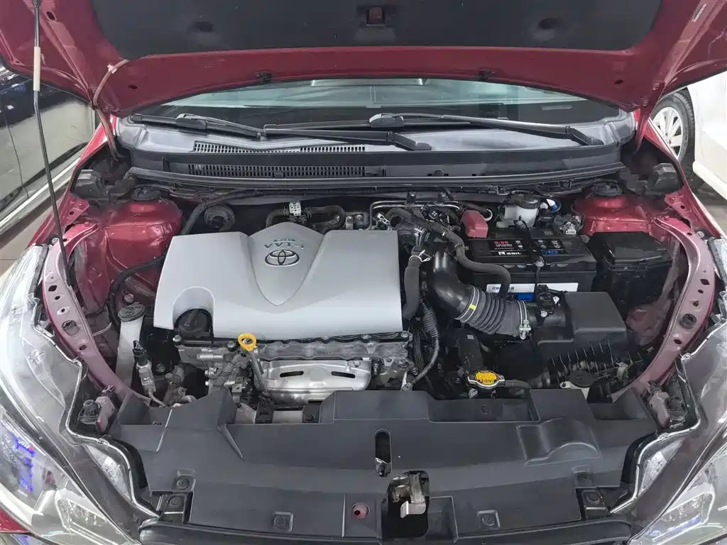 Toyota Yaris L 2018 — фото 20