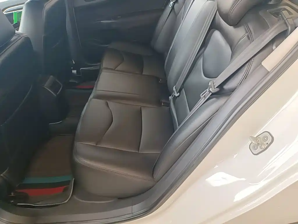 Citroën C4L 2015 — фото 17