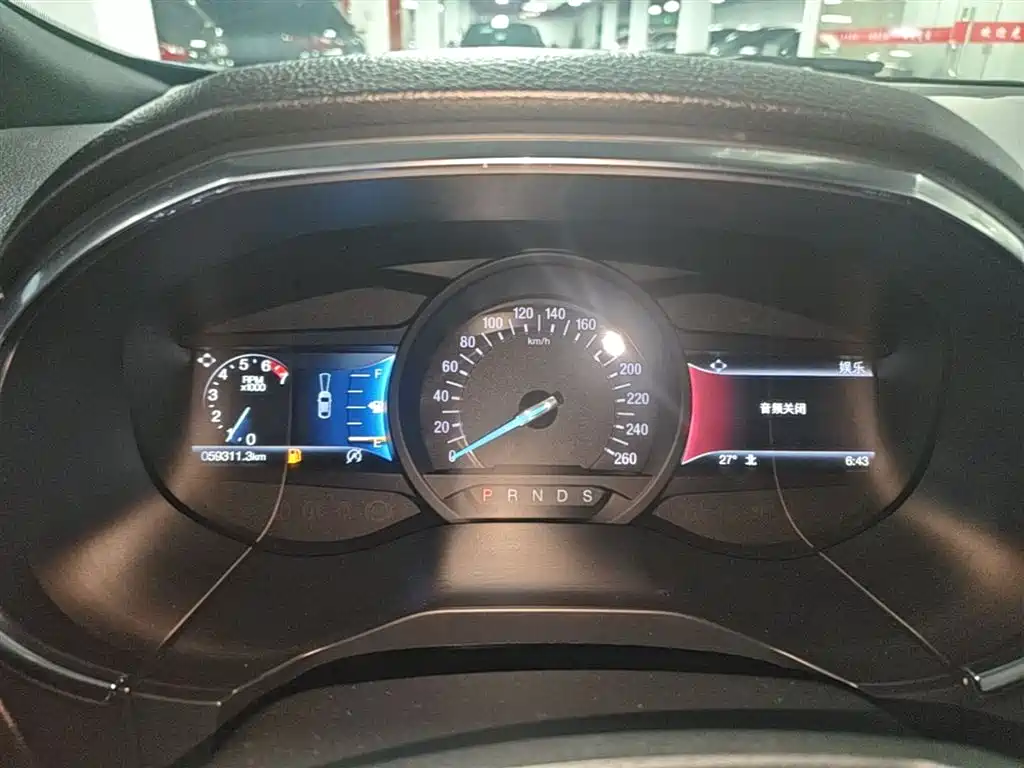 Ford Edge 2020 — фото 12