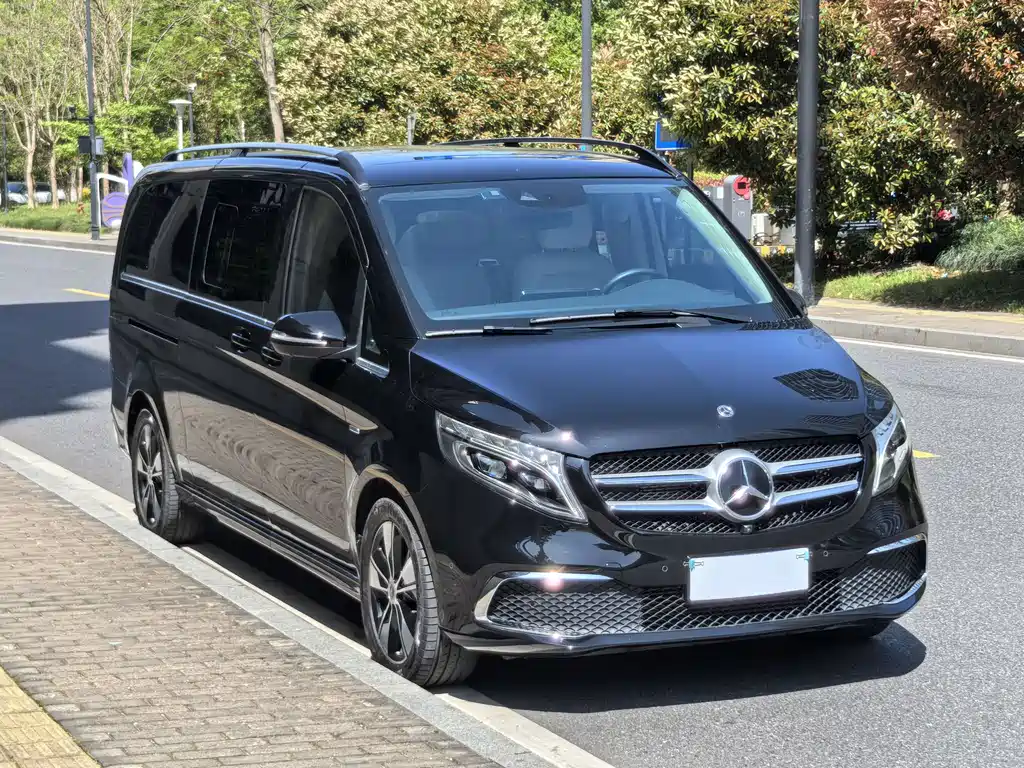 Mercedes-Benz V-Class 2022 — фото 3