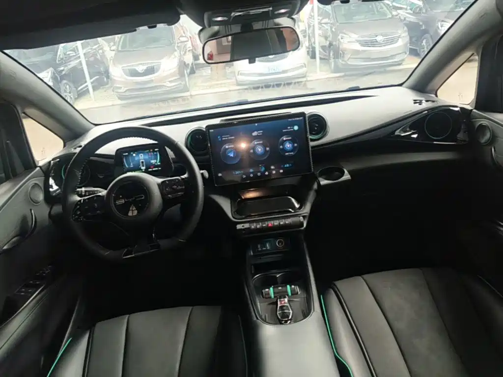 BYD Dolphin 2023 — фото 10